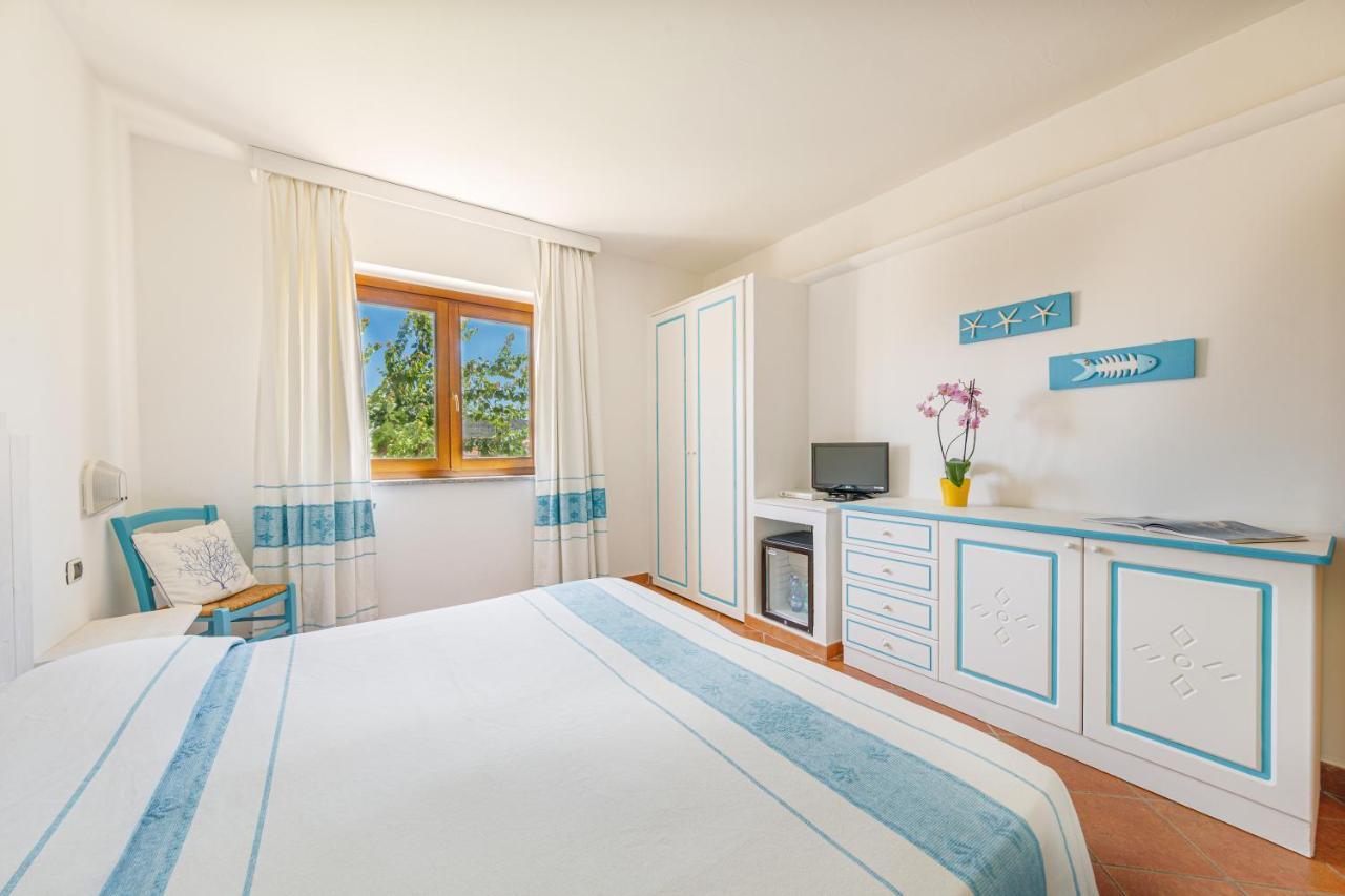 Hotel La Funtana Santa Teresa di Gallura Esterno foto