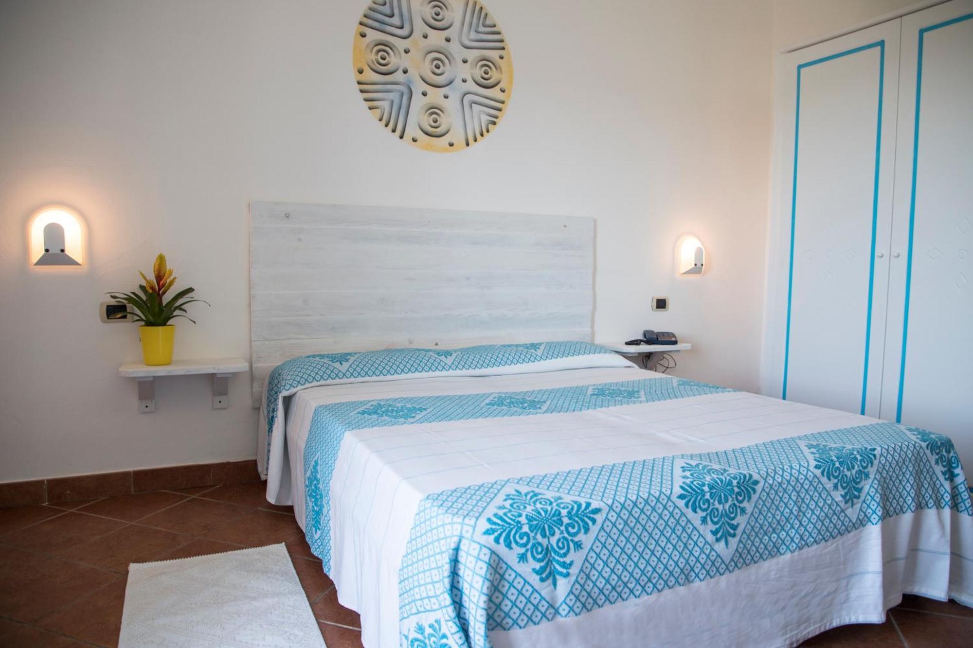 Hotel La Funtana Santa Teresa di Gallura Esterno foto