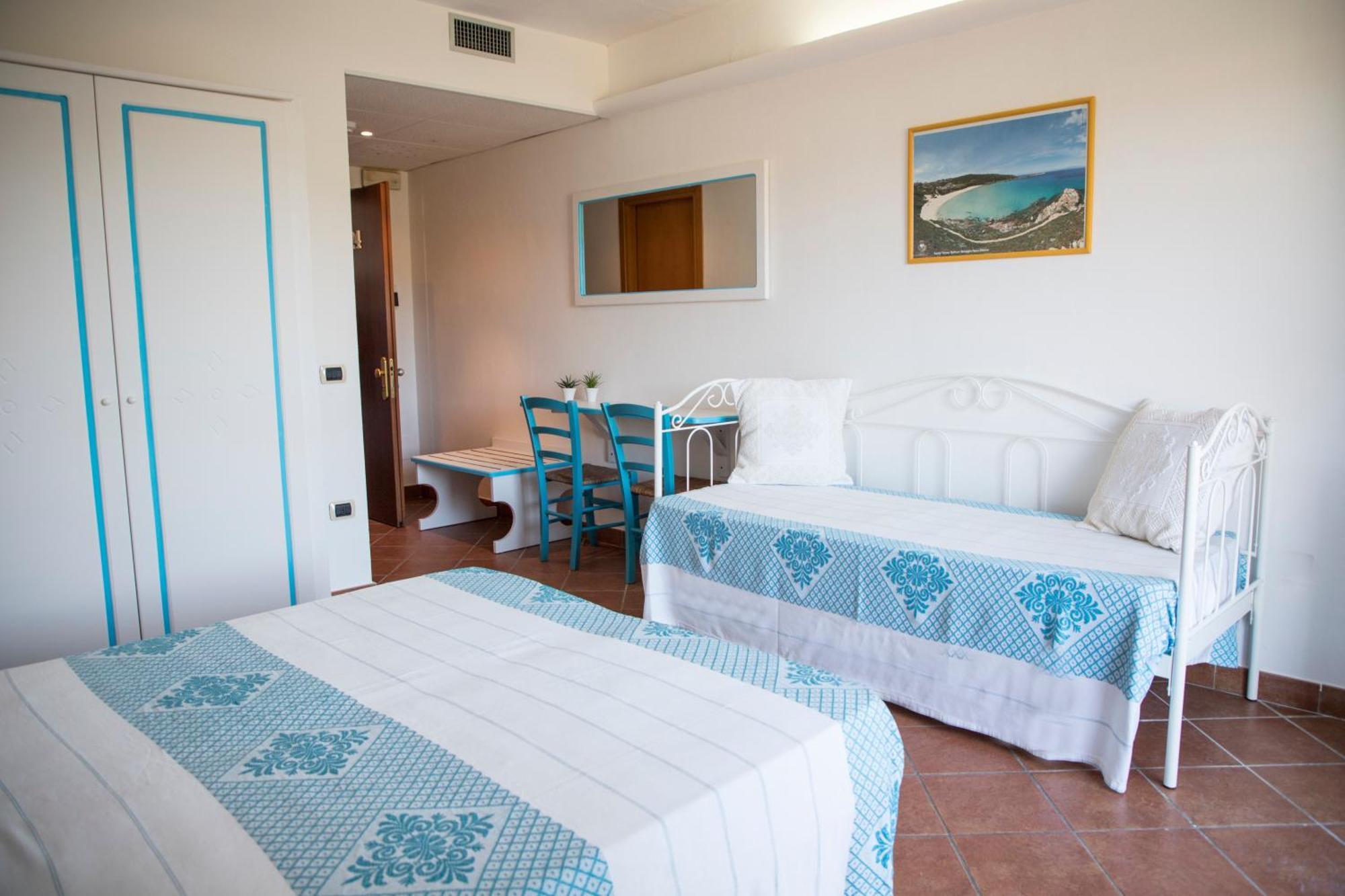 Hotel La Funtana Santa Teresa di Gallura Esterno foto