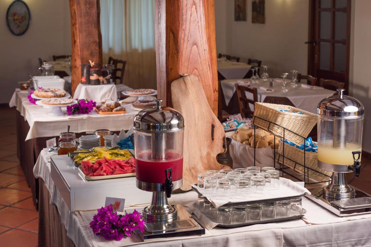 Hotel La Funtana Santa Teresa di Gallura Esterno foto